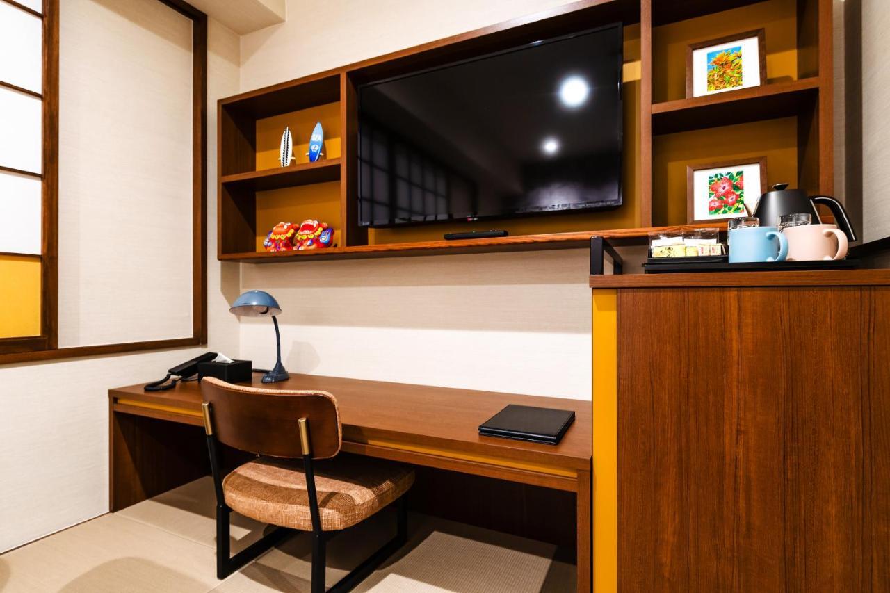 Prostyle Ryokan Naha Kenchou Mae Exterior photo